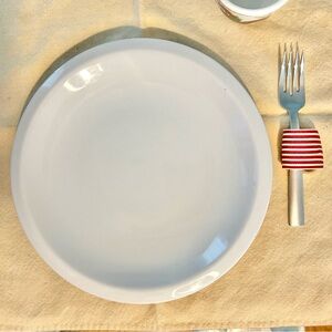 Pottery Barn Du Jour Cafeware White Dinner Plate 10 3/8”